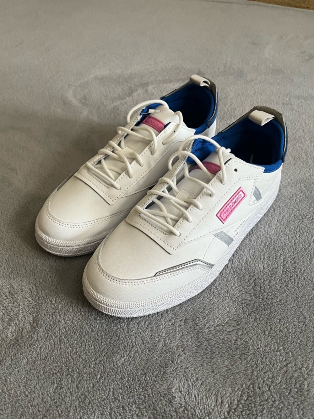 NWOT Reebok Club C White/blue/pink Shoes Women’s Size 8